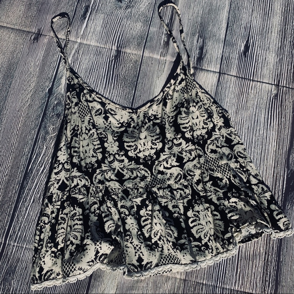 Sweet flowy midriff